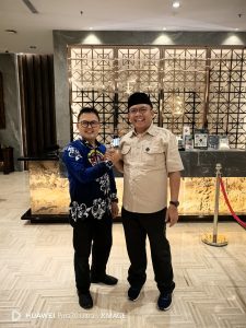 Ketua karang taruna kota Batam Drs Zul Arif MH bersama ketua karang taruna DKI Jakarta bung Akmal.
